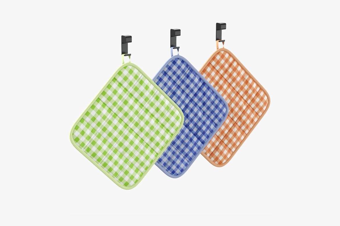 Download Checkered Potholders on Hooks 3D Model